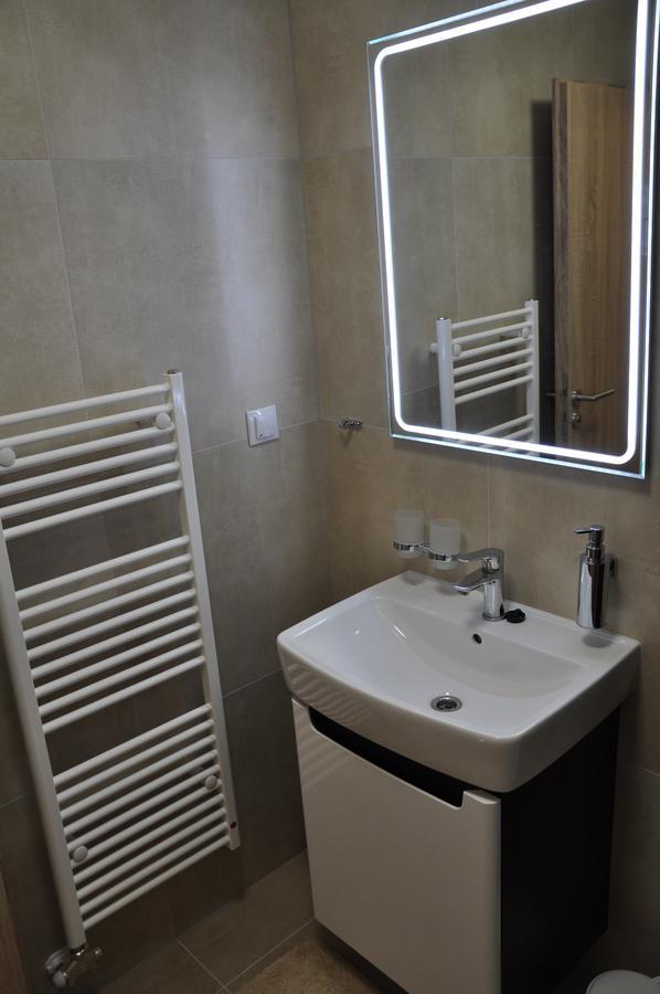 Apartman 14 Lucky Demaenovska Dolina Dış mekan fotoğraf