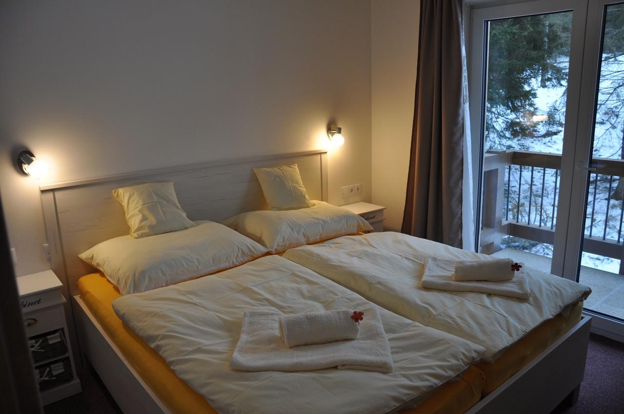 Apartman 14 Lucky Demaenovska Dolina Dış mekan fotoğraf