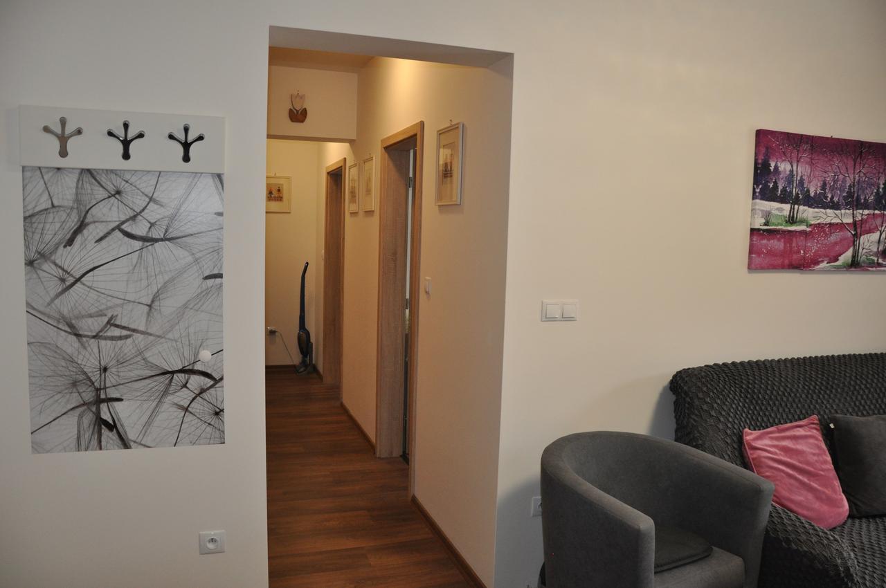 Apartman 14 Lucky Demaenovska Dolina Dış mekan fotoğraf
